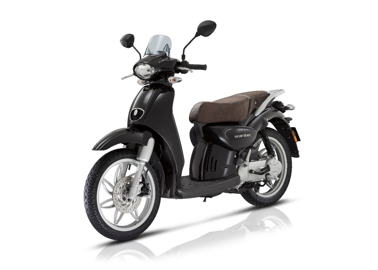 Aprilia Scarabeo: i primi bozzetti, tutti i modelli, le pubblicità 